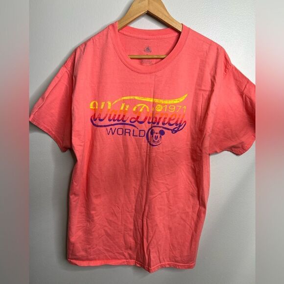 Disney Parks 1971 Walt Disney World Mickey Mouse T-Shirt Pink XL - Picture 1 of 5